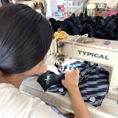 Our Team in Action Assembling Men’s Safety Gloves