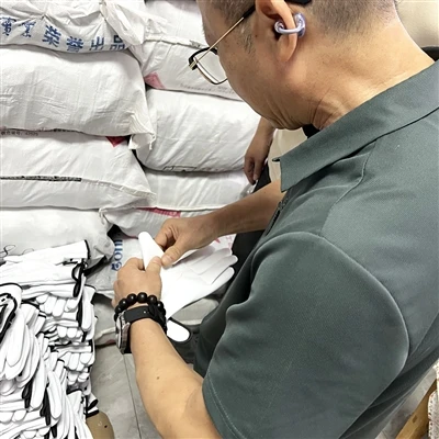 Strictly Enforce Glove Quality Control Our Team Ensures That Every Pair Of Gl...